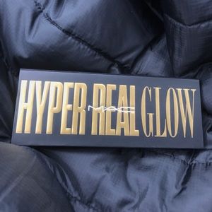 Mac cosmetics highlight pallet